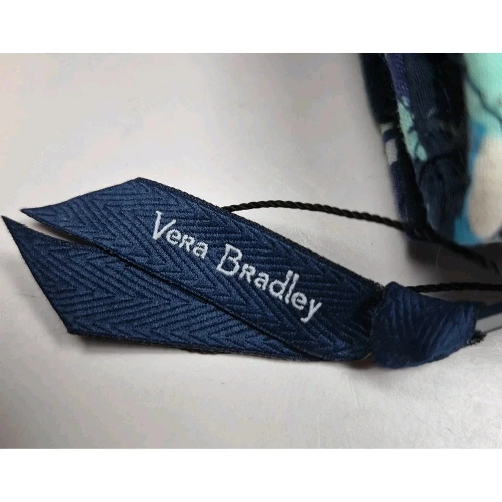 Vera Bradley Blue Island RFID Trifold Wallet Wristlet Retired New Without Tag - Picture 9 of 14